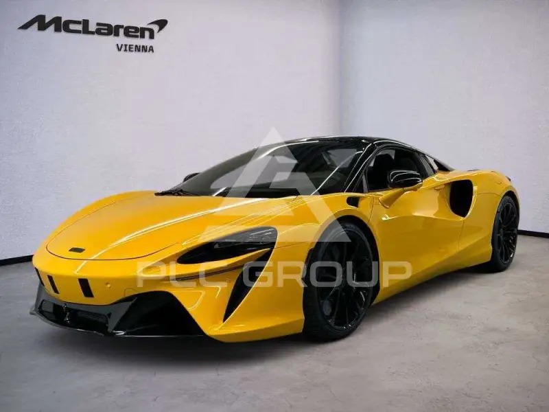 2025 McLaren ARTURA