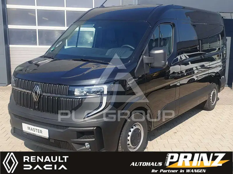 2025 Renault Master