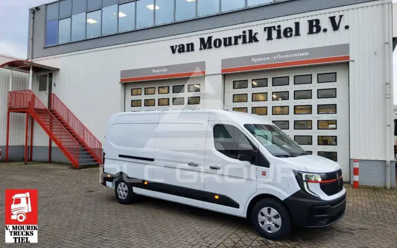 2026 Renault Master