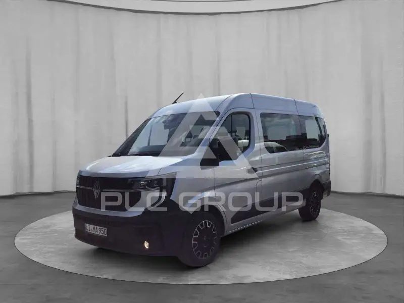 2025 Renault Master