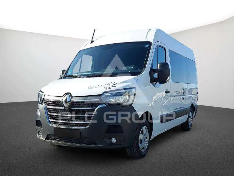 2025 Renault Master