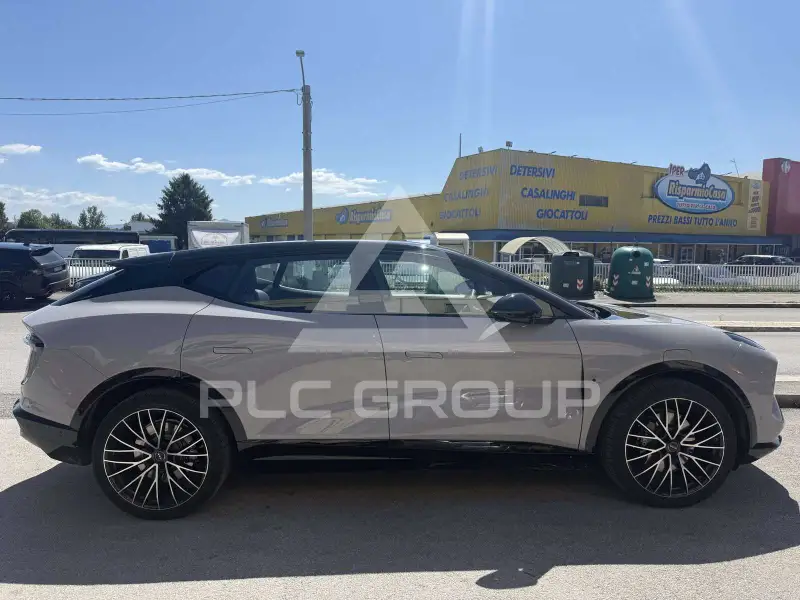 2025 Lotus Eletre