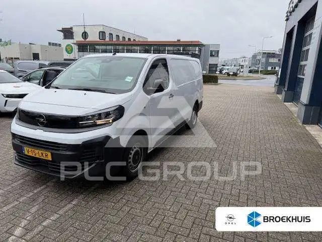 2025 Opel Vivaro