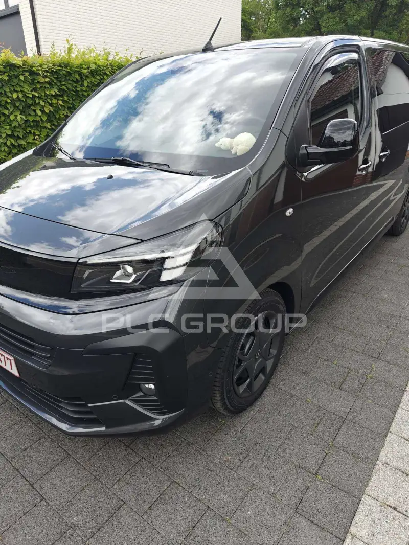 2025 Opel Vivaro
