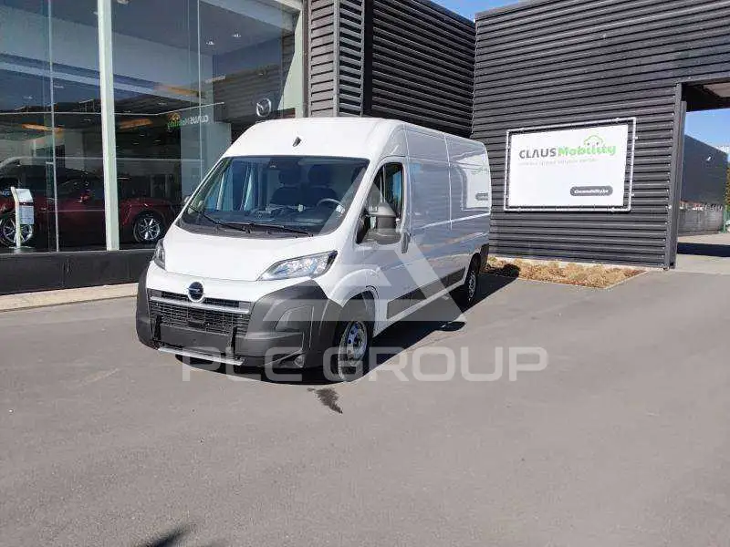 2025 Opel Movano