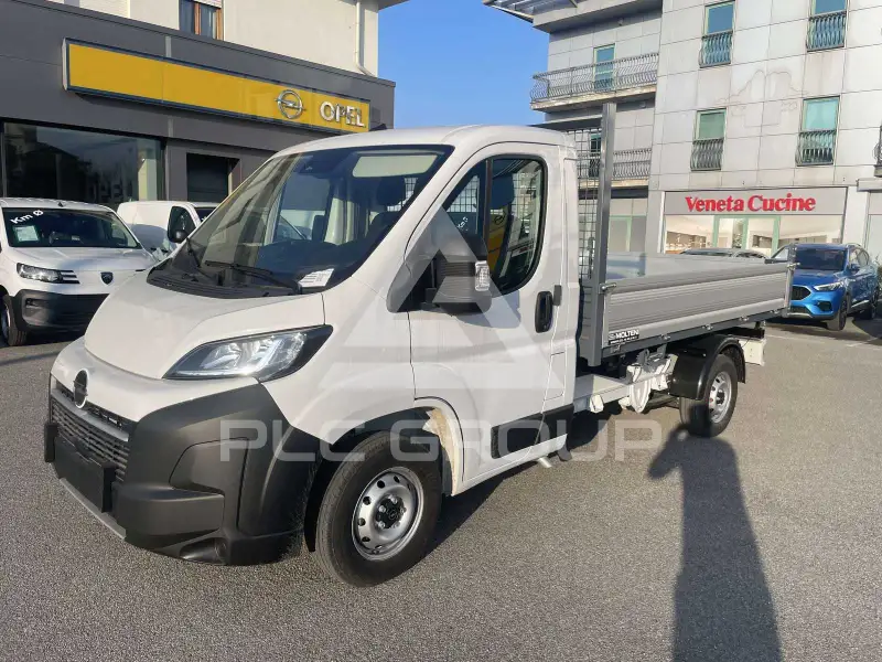 2025 Opel Movano
