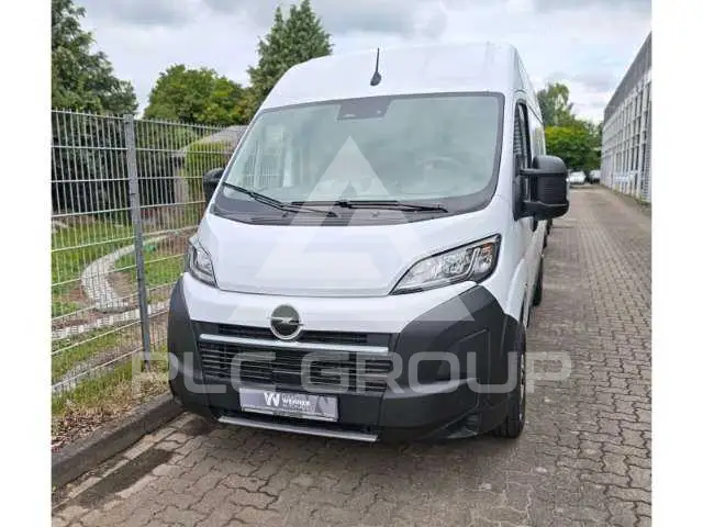 2025 Opel Movano
