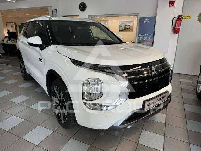 2026 Mitsubishi OUTLANDER