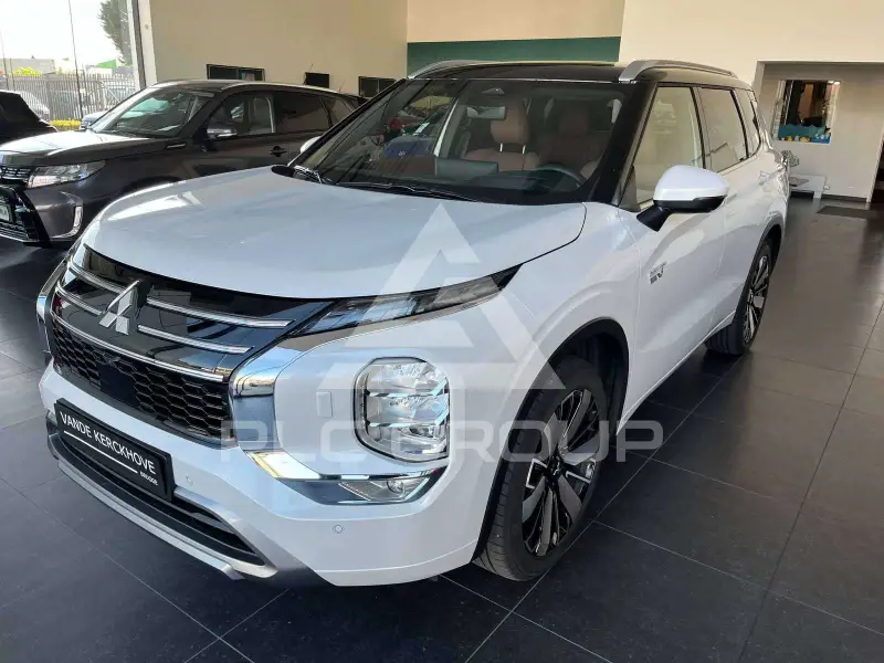 2026 Mitsubishi OUTLANDER