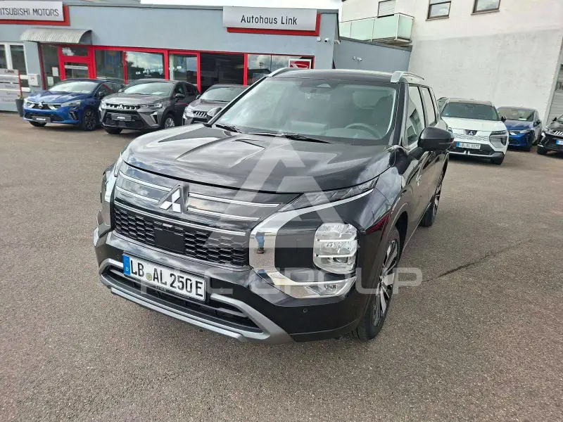 2026 Mitsubishi OUTLANDER