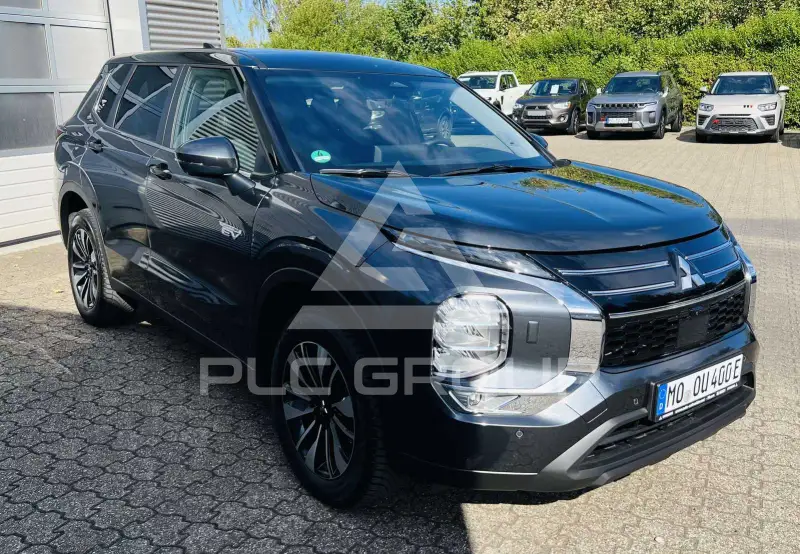 2026 Mitsubishi OUTLANDER