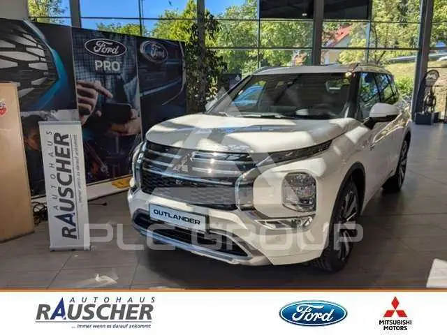 2026 Mitsubishi OUTLANDER