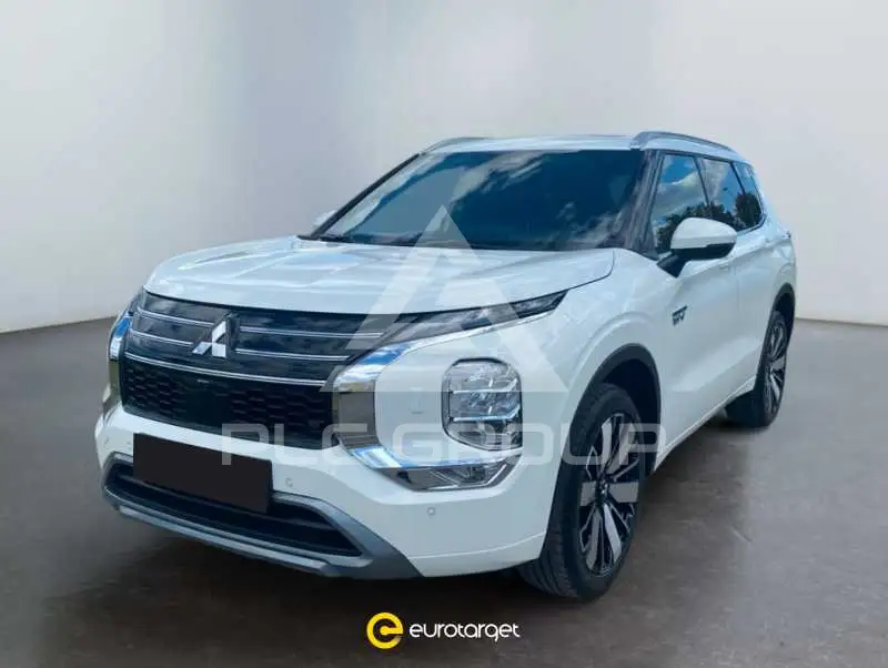 2026 Mitsubishi OUTLANDER
