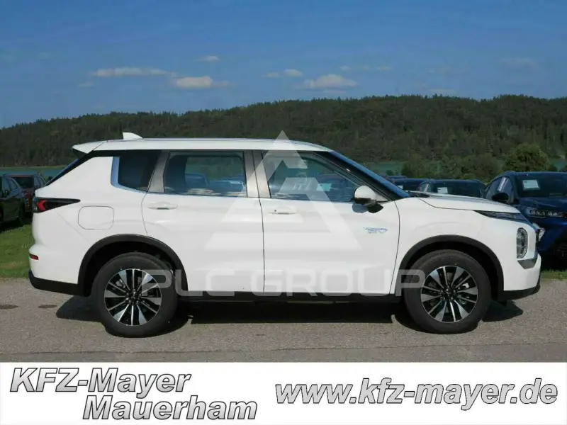2026 Mitsubishi OUTLANDER