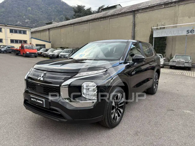 2026 Mitsubishi OUTLANDER