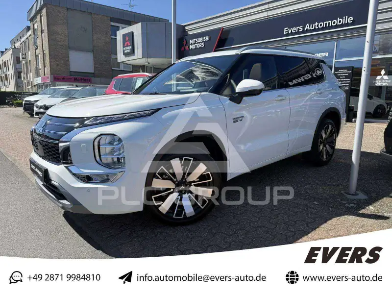 2026 Mitsubishi OUTLANDER