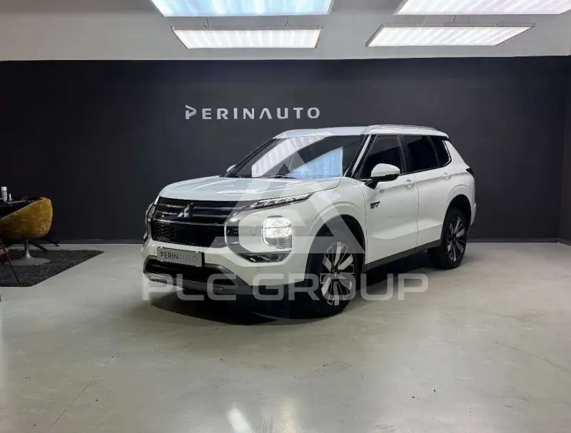 2026 Mitsubishi OUTLANDER