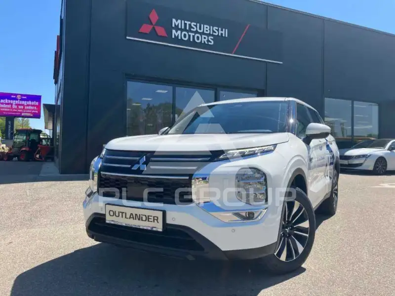 2026 Mitsubishi OUTLANDER