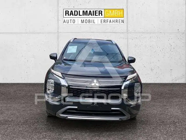 2026 Mitsubishi OUTLANDER