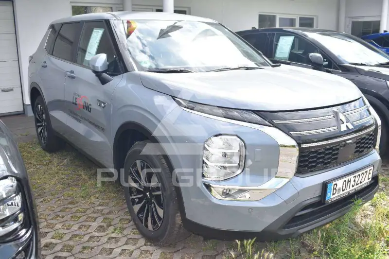 2026 Mitsubishi OUTLANDER