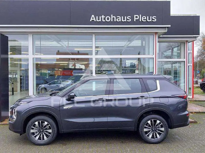 2026 Mitsubishi OUTLANDER