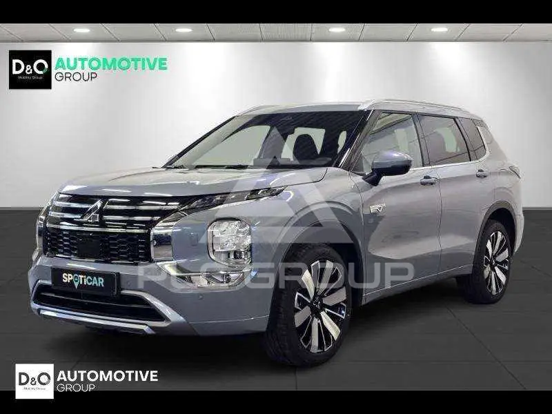 2026 Mitsubishi OUTLANDER