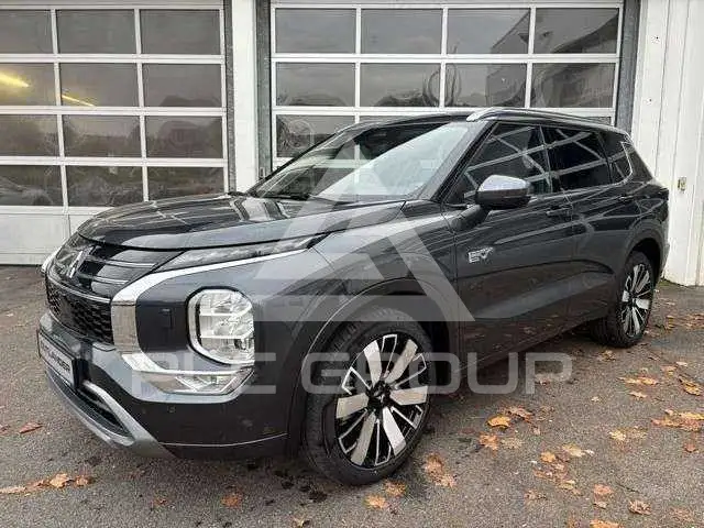 2026 Mitsubishi OUTLANDER