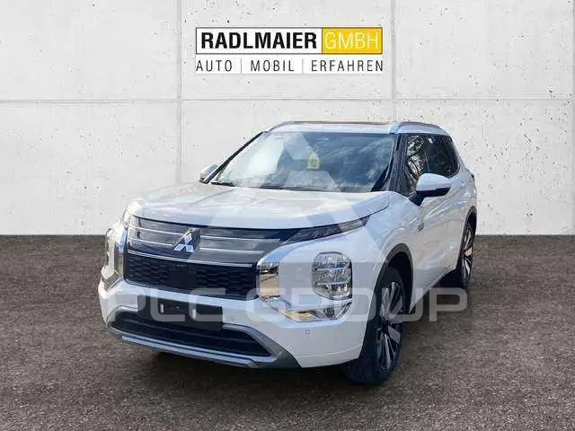 2026 Mitsubishi OUTLANDER