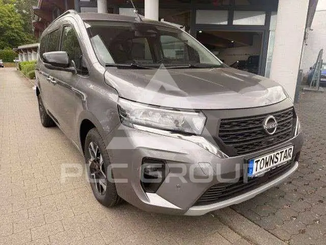 2026 Nissan TOWNSTAR