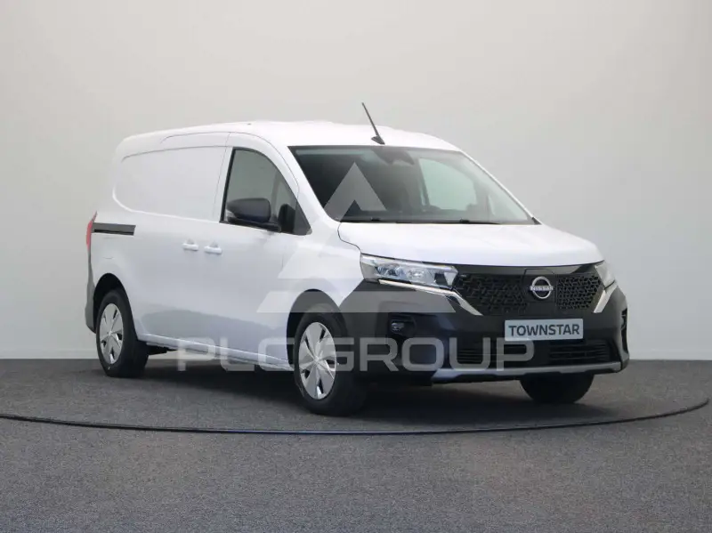 2026 Nissan TOWNSTAR