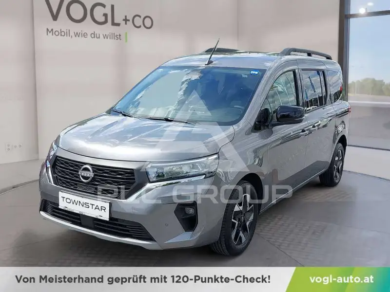 2026 Nissan TOWNSTAR