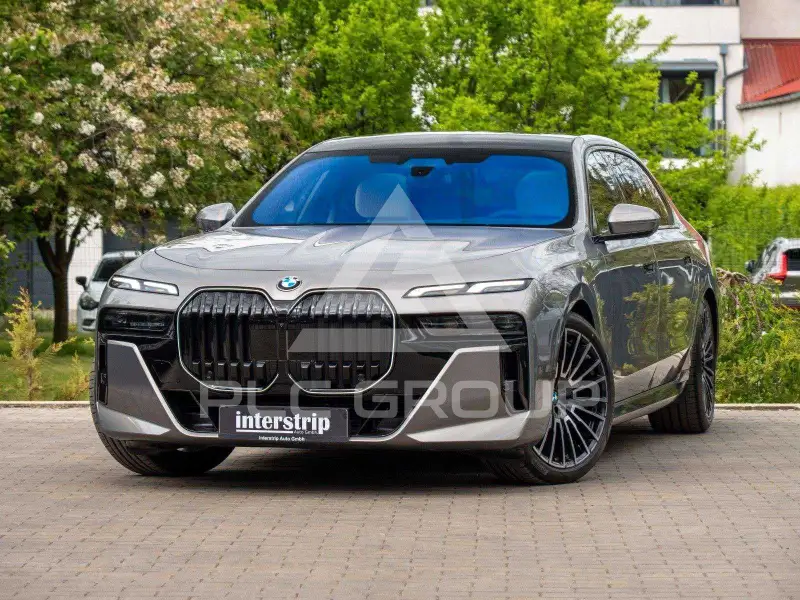 2026 BMW 740
