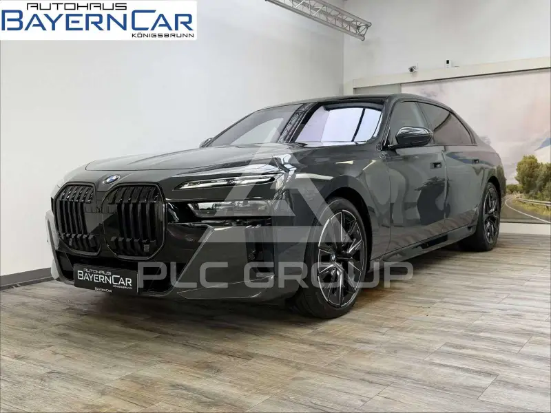 2026 BMW 740