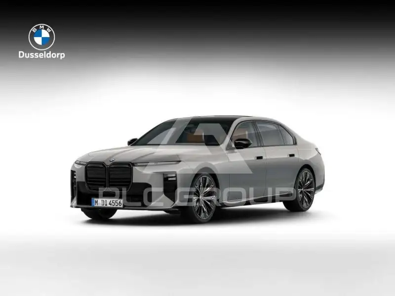 2026 BMW 740