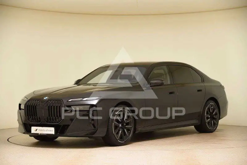 2026 BMW 740