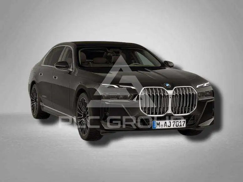 2026 BMW 740
