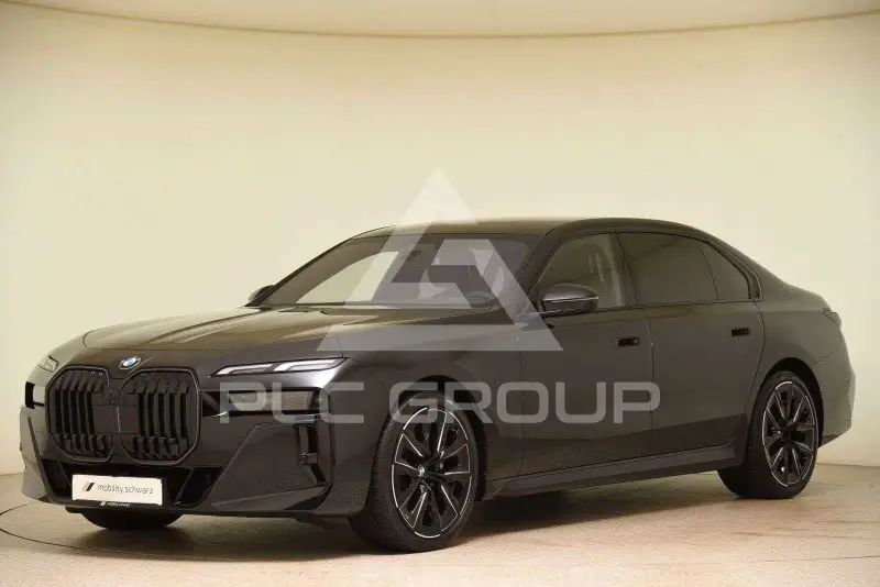2026 BMW 740