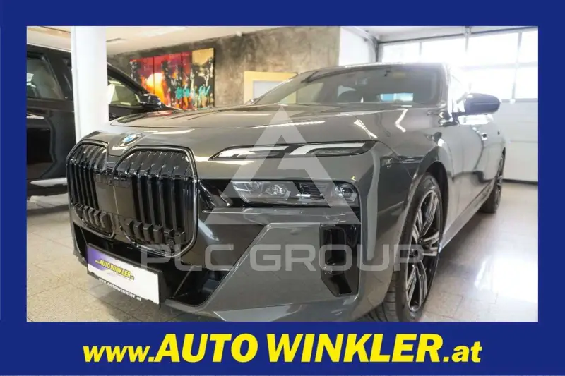 2026 BMW 740