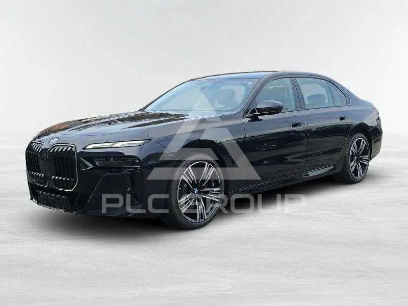 2026 BMW 740