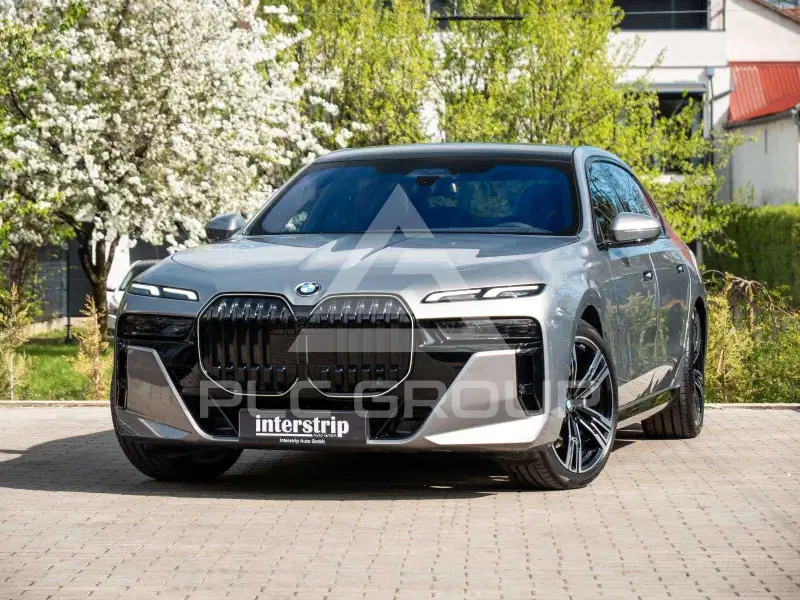 2026 BMW 740