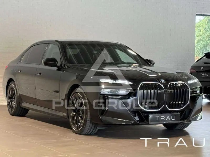 2026 BMW 740