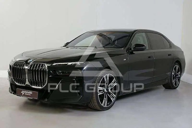 2026 BMW 740