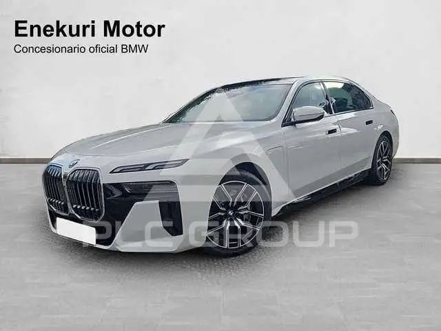 2026 BMW 750