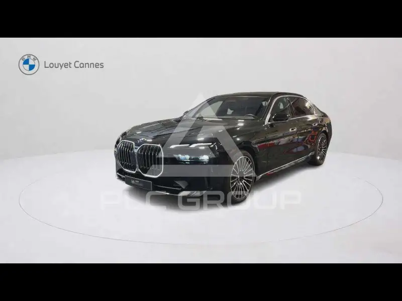 2026 BMW 750
