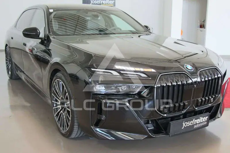 2026 BMW 750