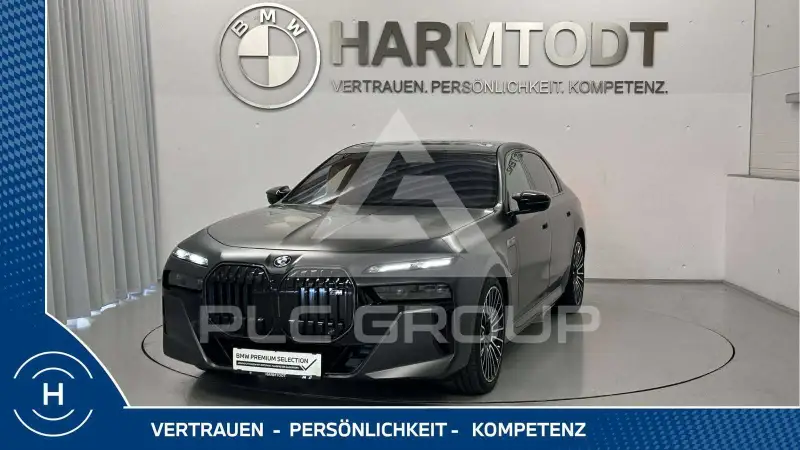 2026 BMW 760