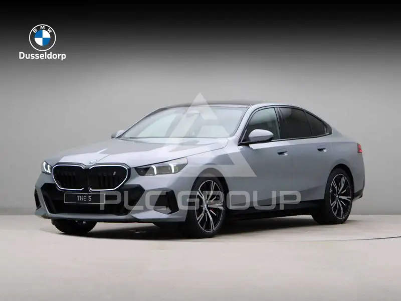 2026 BMW I5