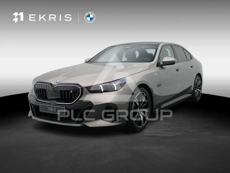 2026 BMW I5