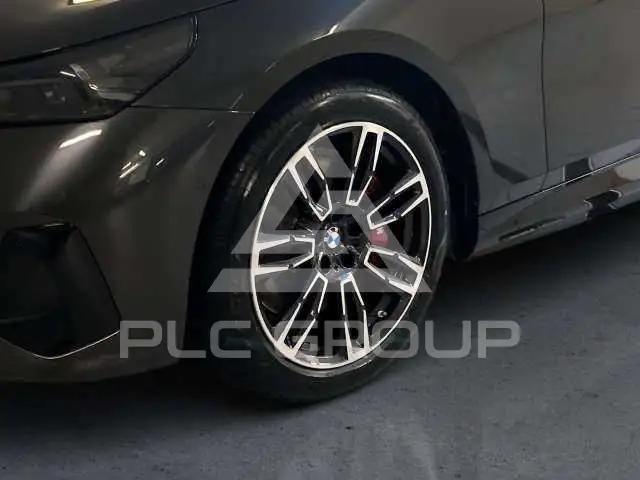 2026 BMW I5