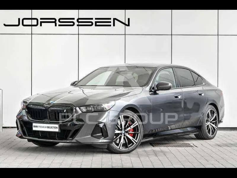 2026 BMW I5